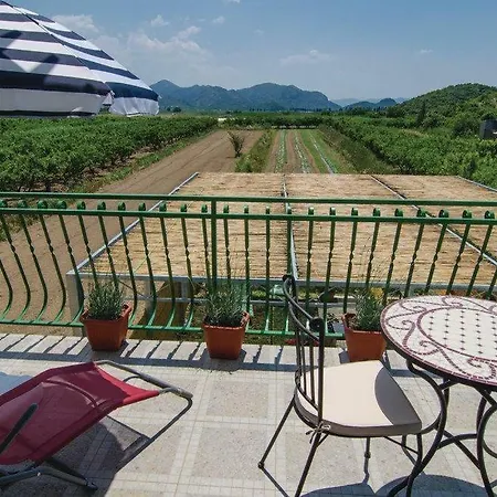 Prázdninový dům Holiday Riverside Komin (Dubrovnik-Neretva)